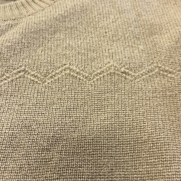 Burton Snowboards sweater - Picture 4 of 14